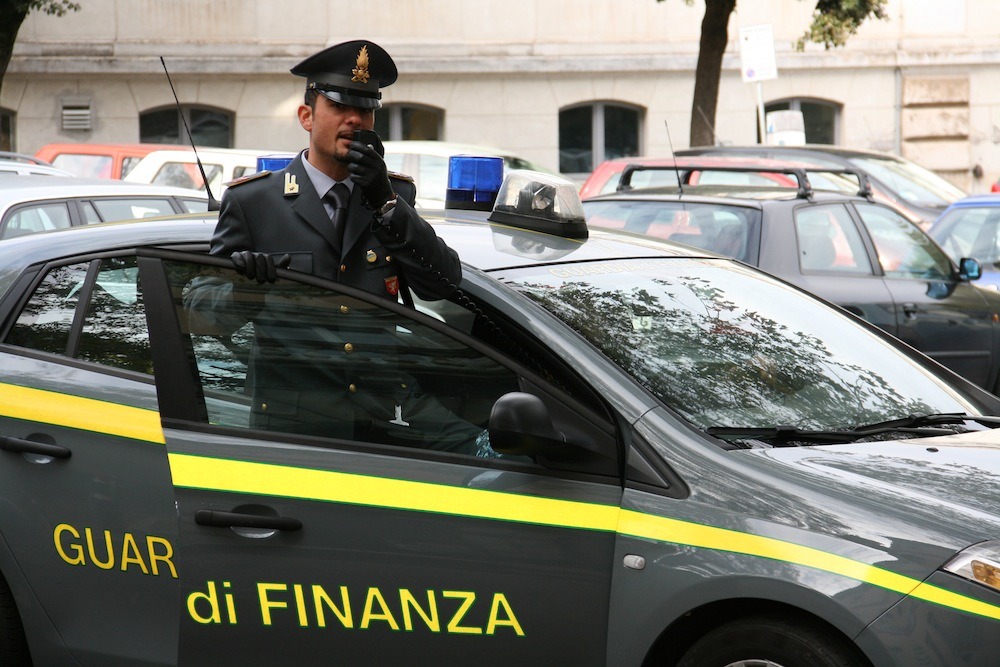 Scoperti tra Roma e Milano 500 lavoratori irregolari: sequestrate tre società e cinque ristoranti