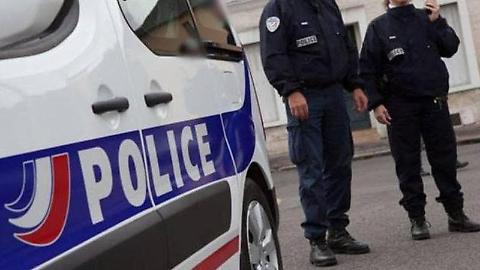 Francia, rapisce e uccide una compagna di classe della figlia, fermato 41enne
