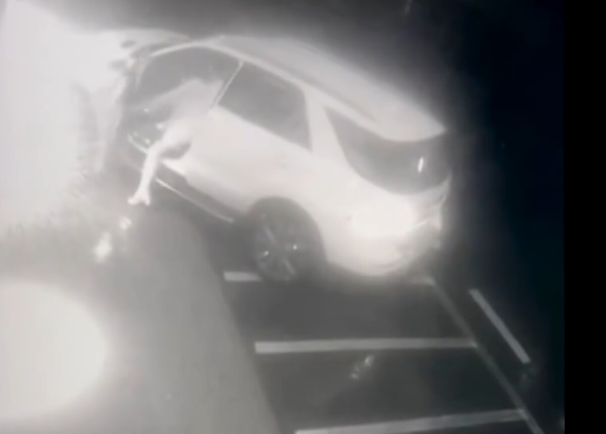 Viareggio, travolse e uccise il ladro con il suo Suv: imprenditrice condannata a 18 anni