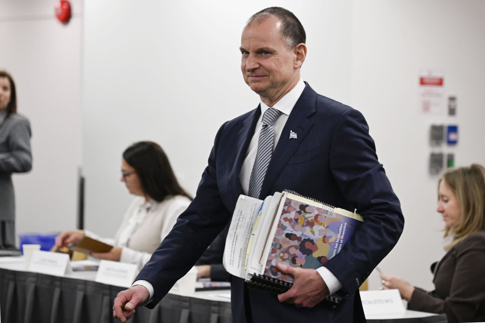 Québec mise sur une poignée de mesures fiscales pour remettre environ 182 $ annuellement dans le portefeuille des Québécois.