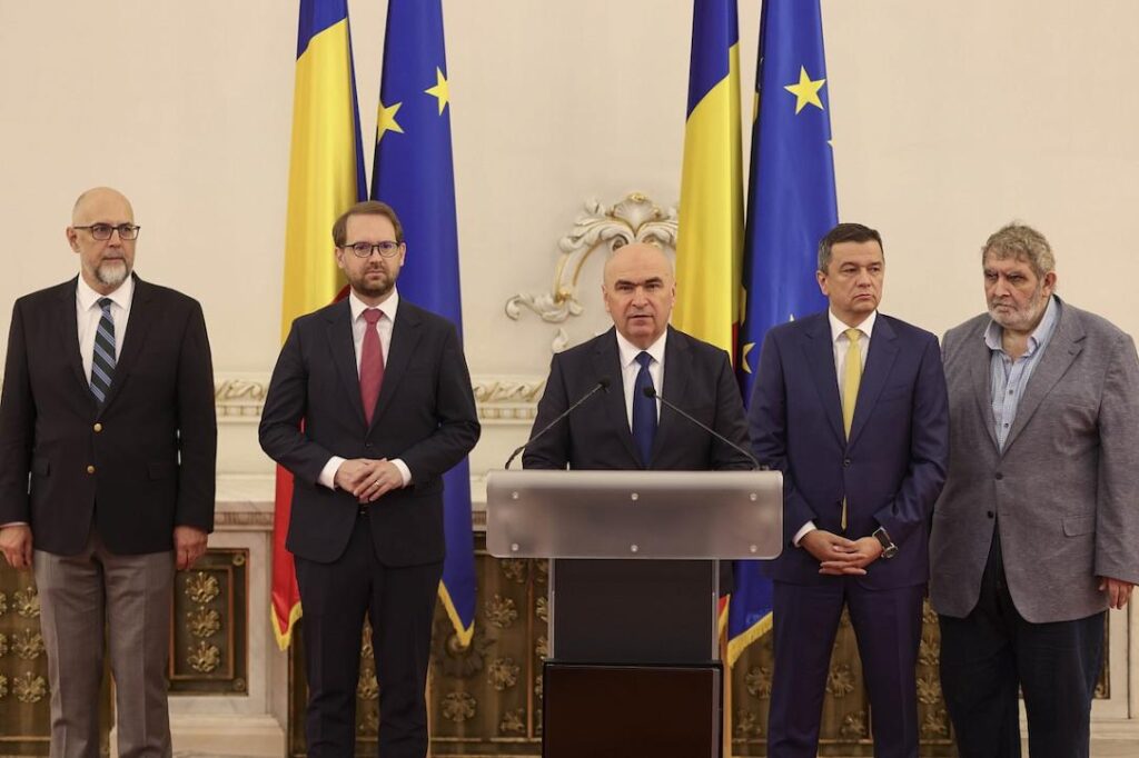 Coaliția a decis să interzică cumulul pensiei cu salariul exceptând doar magistrații. Pensionarii din Sănătate și Învățământ pleacă