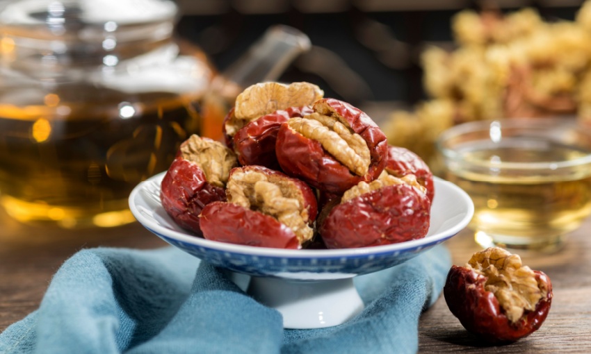 giuggiole con noci