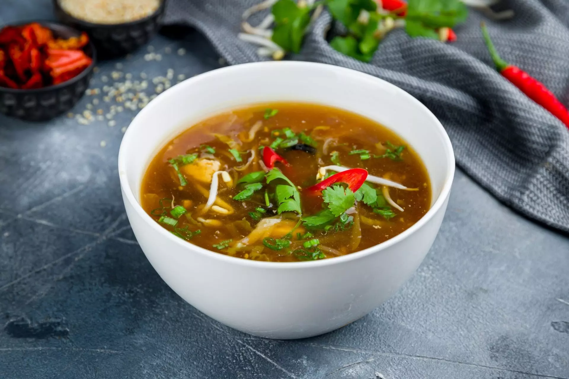 Zuppa agro piccante: la ricetta della famosa zuppa piccante cinese