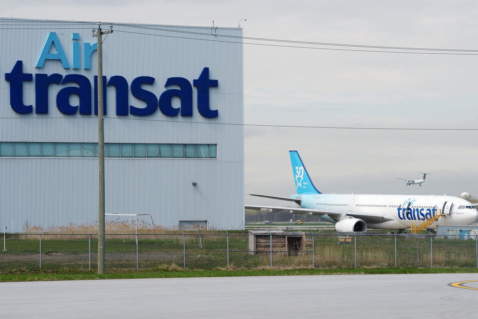 Les pilotes d’Air Transat se dotent d’un mandat de grève qui pourrait commencer dès le 10 décembre.
