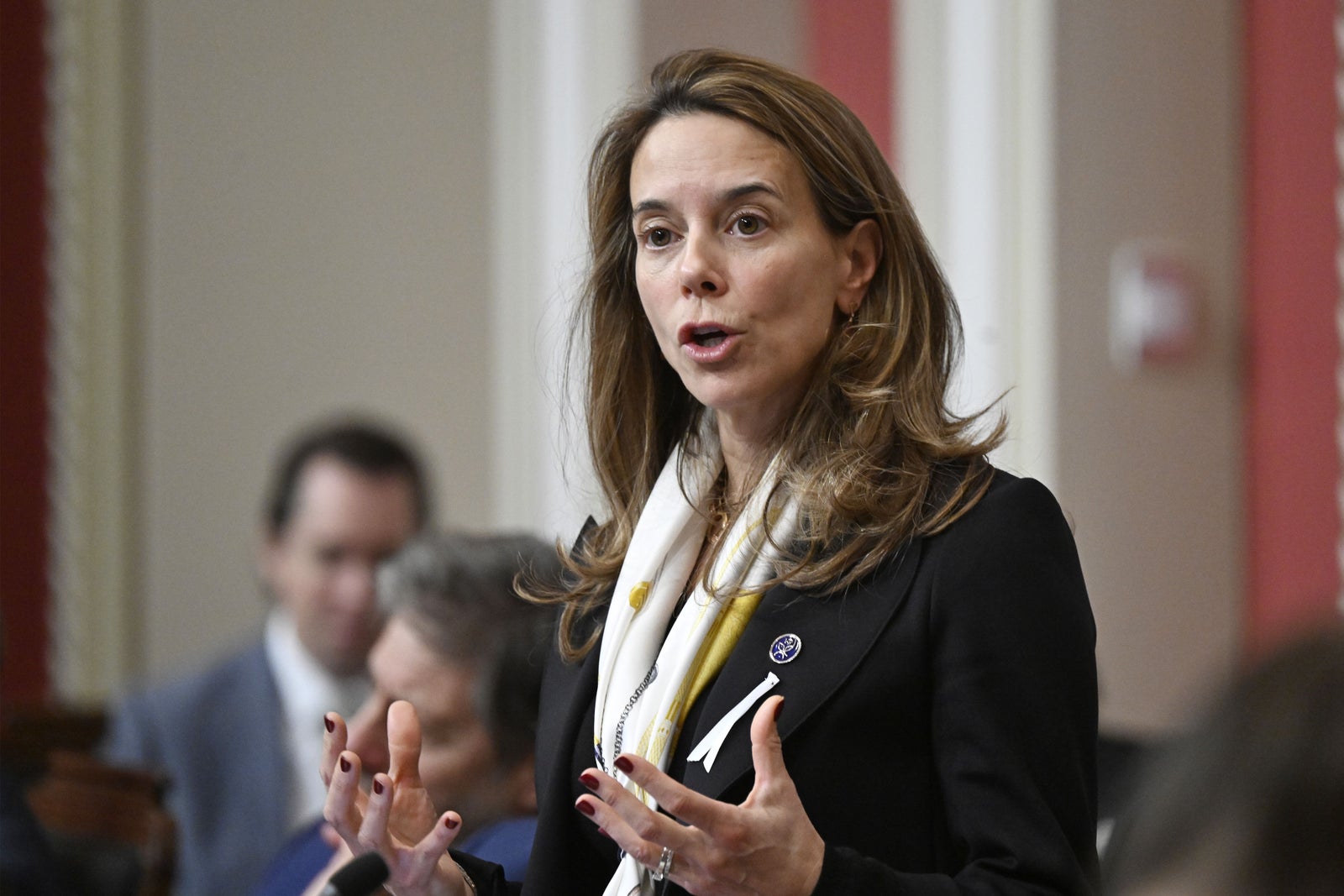 Le gouvernement Legault vise désormais d’abolir l’équivalent de 5000 postes à temps complet dans la fonction publique.