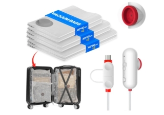Il set di sacchetti sottovuoto per vestiti con pompa usb comprende sei sacchetti di diverse dimensioni e una pompa Usb. Le diverse dimensioni permettono di ottimizzare lo spazio in valigia e di suddividere al meglio i vestiti, risparmiando fino all'80% dello spazio. Prezzo 20,36 euro. www.amazon.it