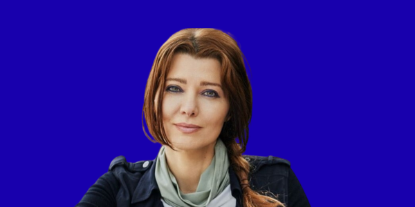 Royal Society of Literature are o nouă președintă: Elif Şafak