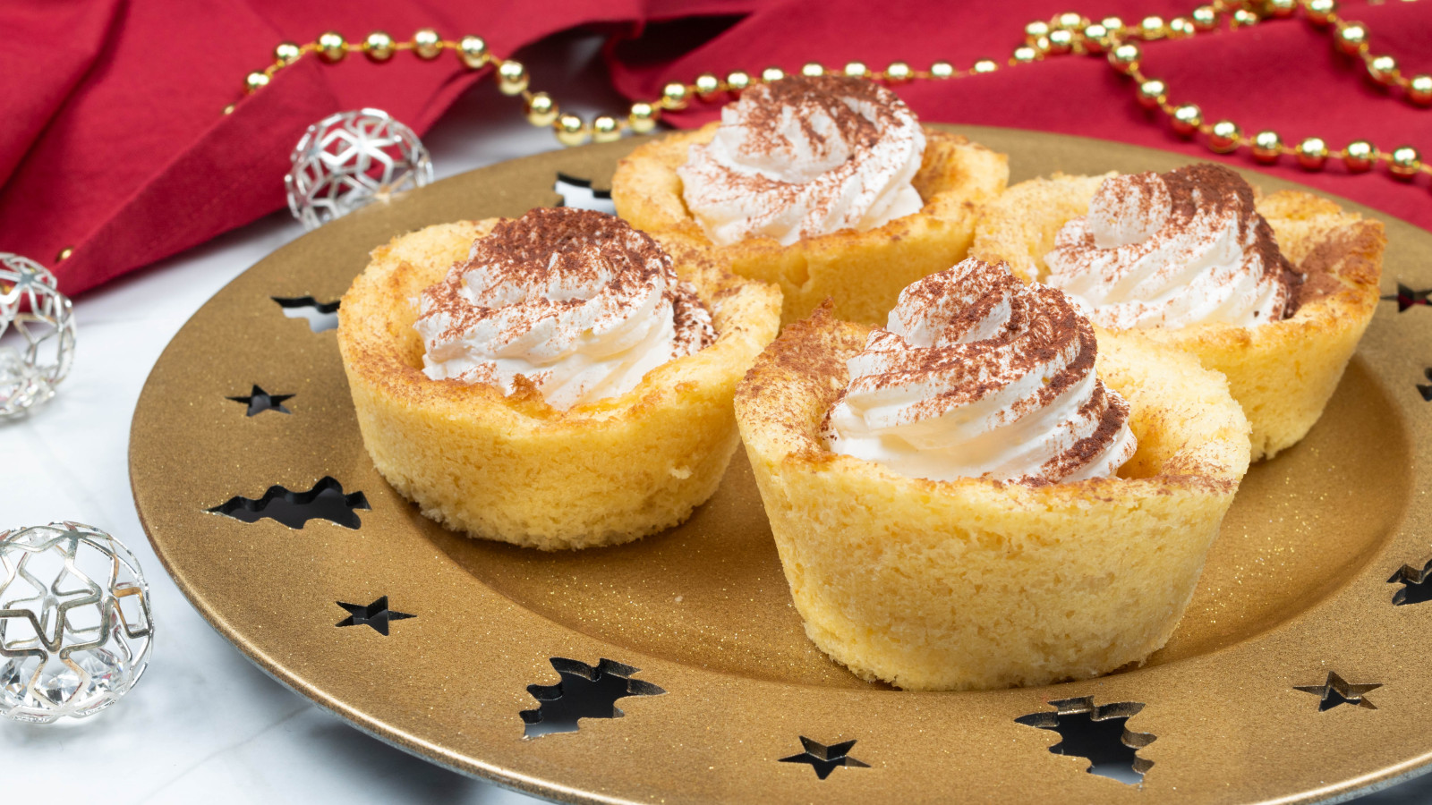 Cestini di pandoro in friggitrice ad aria