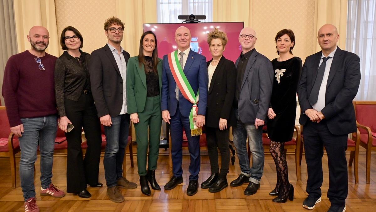 Nidi estivi e boom di turisti. Le sfide del Comune, annuncio ai saluti di fine 2025