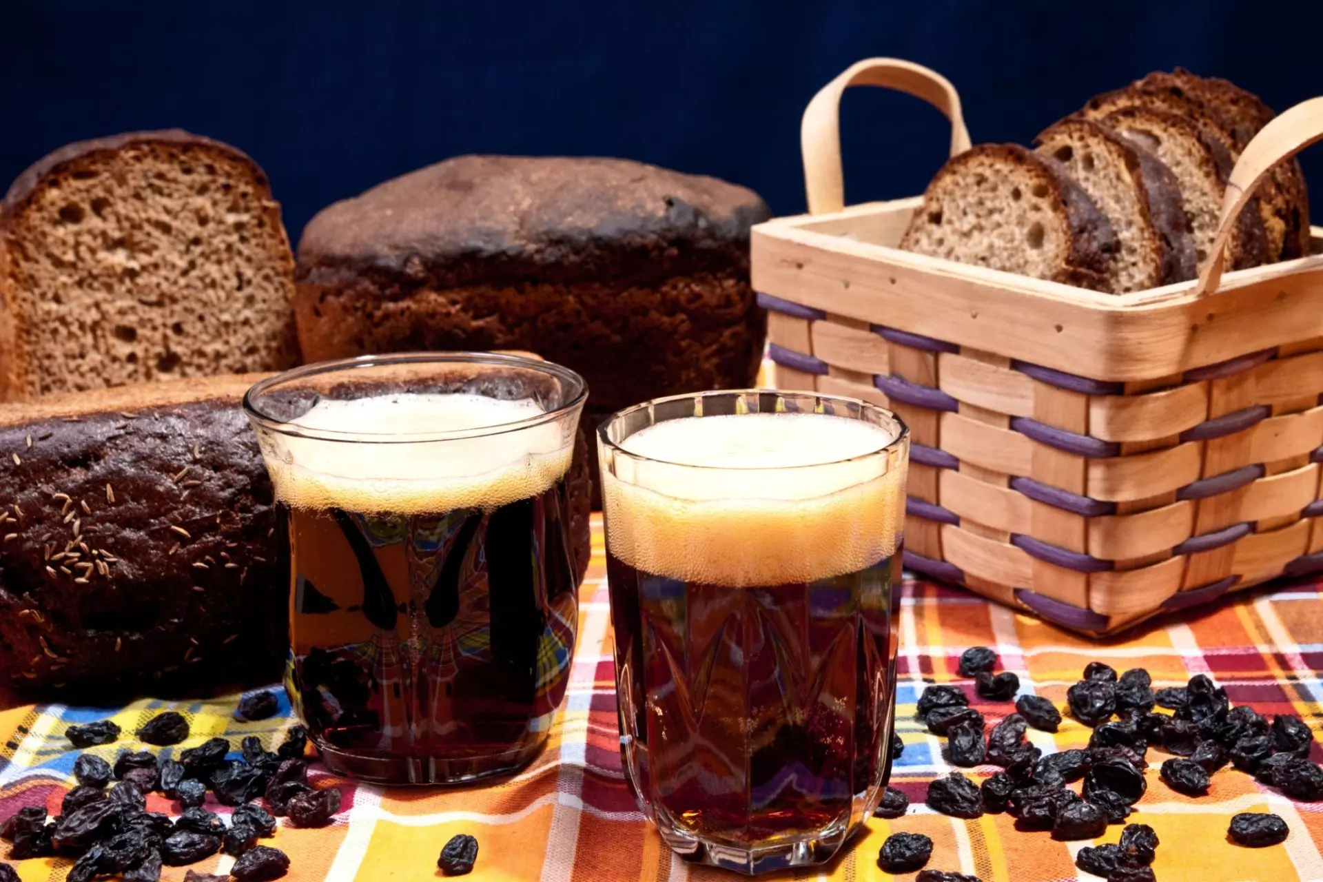 Il kvas, la popolare “birra di pane” dell’Est Europa