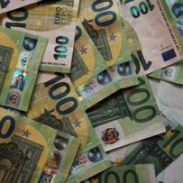 Шостий транш — 2,3 мільярда євро