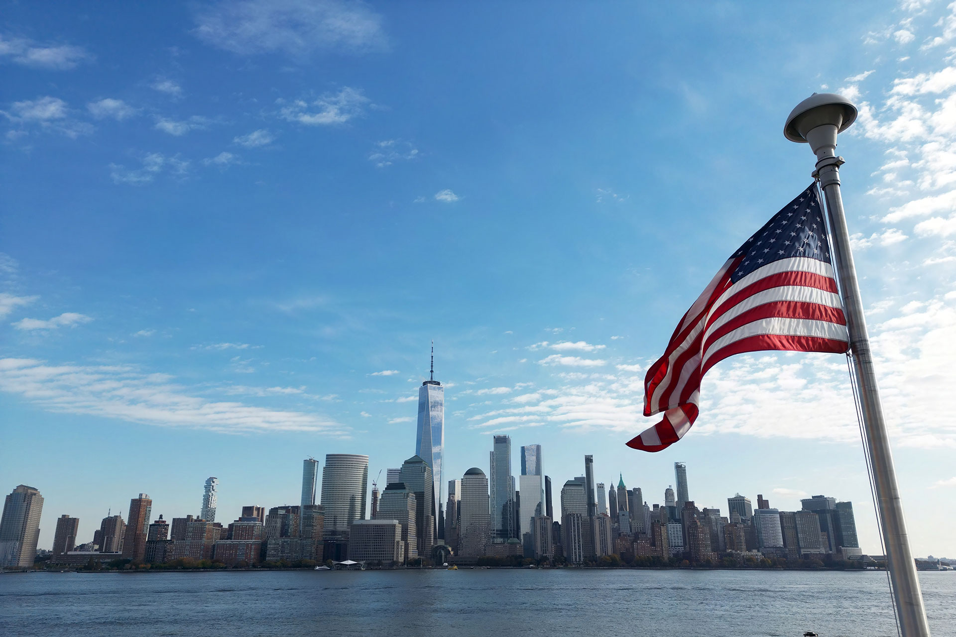 Нідерланди зупиняють співпрацю зі США у боротьбі з наркотрафіком у Карибському басейні