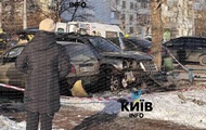 В Киеве взорвался внедорожник, есть пострадавшие