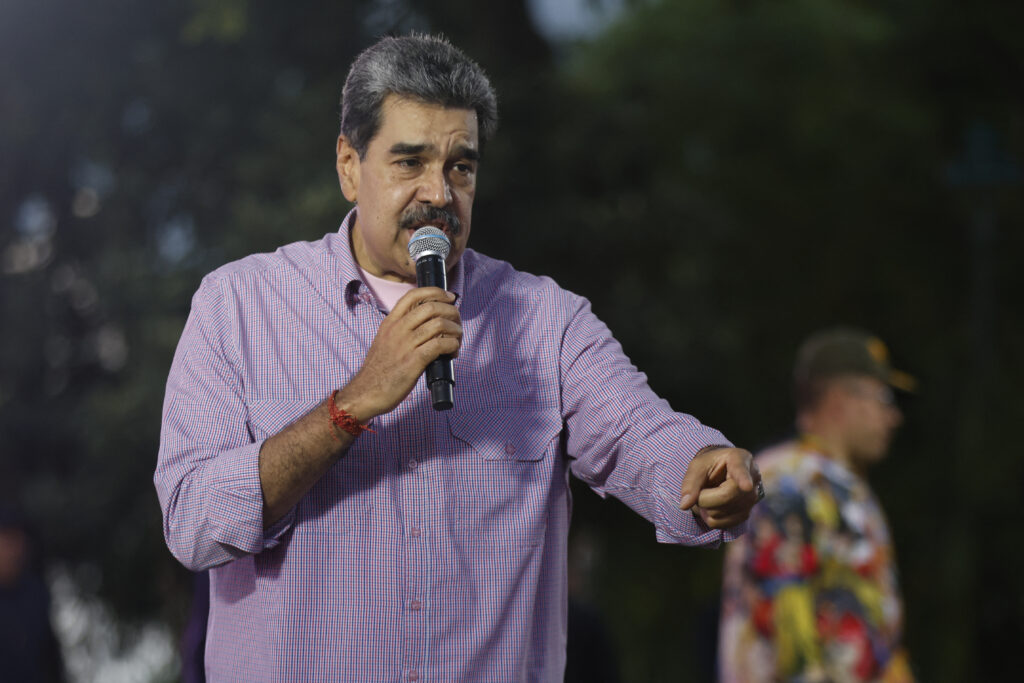 BREAKING NEWS Trump susține că SUA l-au capturat pe Nicolás Maduro, președintele Venezuelei. Maduro a fost capturat de Delta Force, unitatea specială a armatei americane