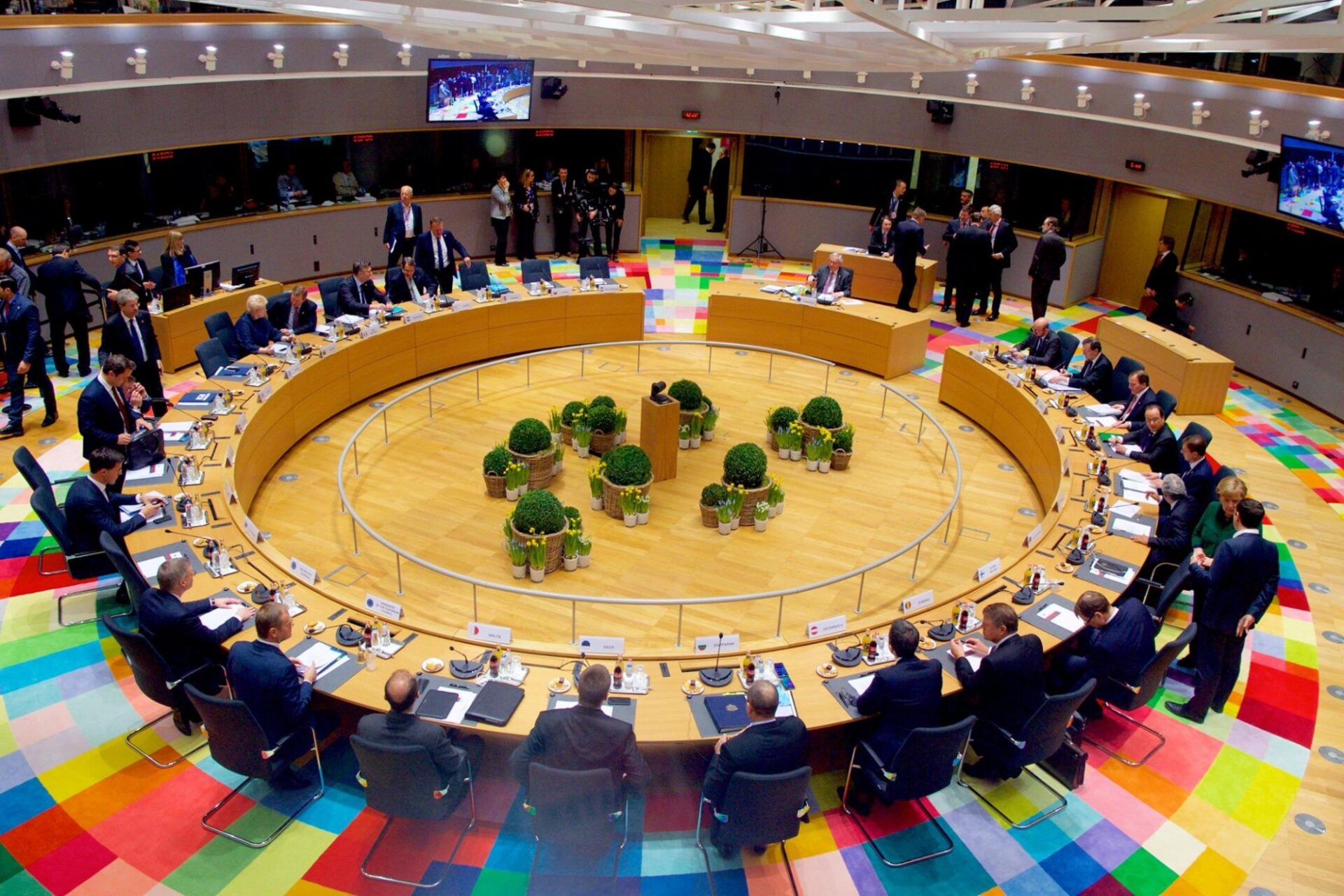 liderilor 27 state europene Ucrainei