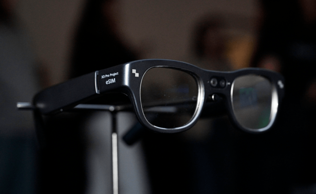 CES 2026: first phone-free AI glasses with eSIM and 4G connectivity unveiled