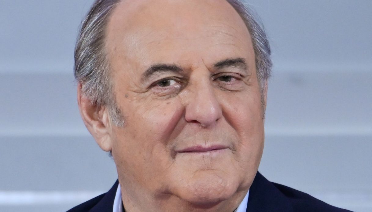 La Ruota della Fortuna, Gerry stuzzica Samira prima dell’Epifania, poi si commuove