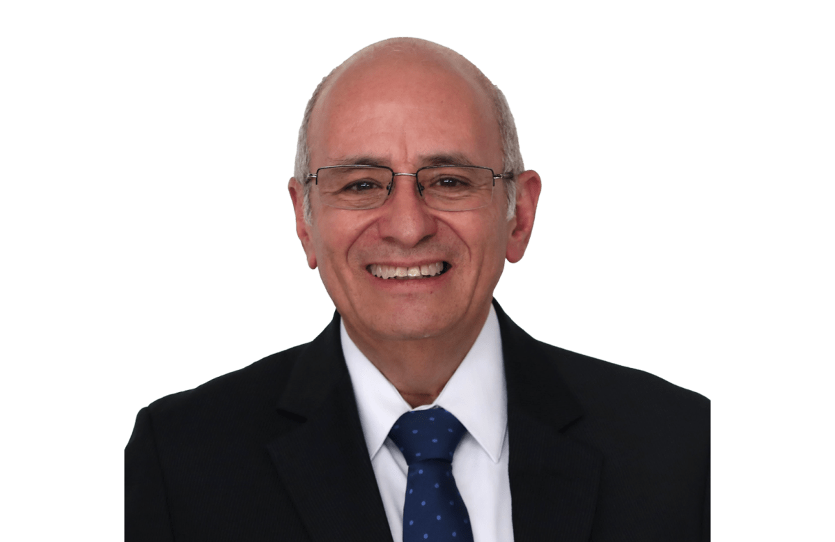 En cumplimiento de la ley
