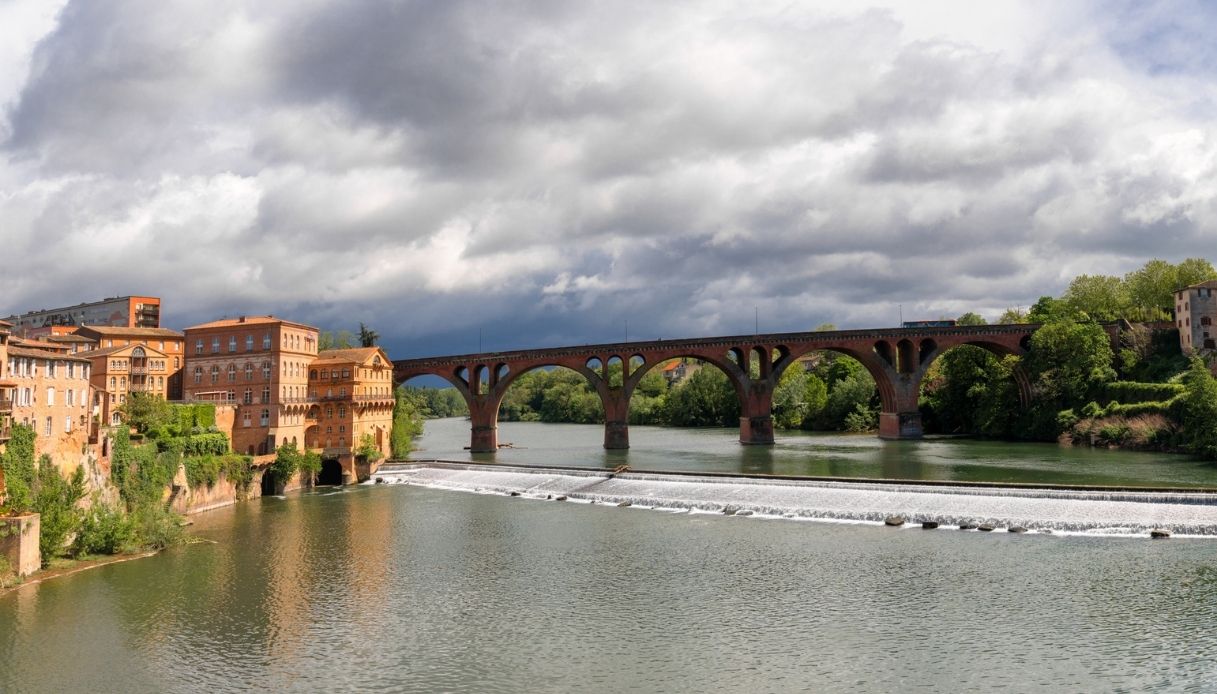 Vista sul fiume di Tolosa