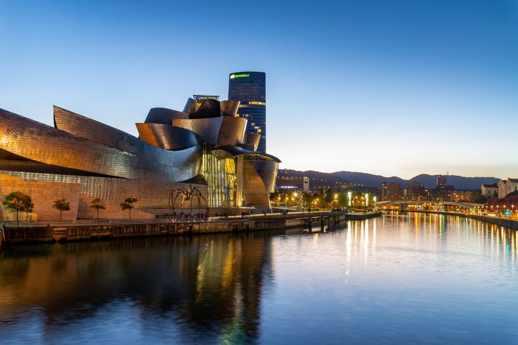 A Bilbao, Arts of the Earth: un suolo che respira, un museo che si fa ecosistema