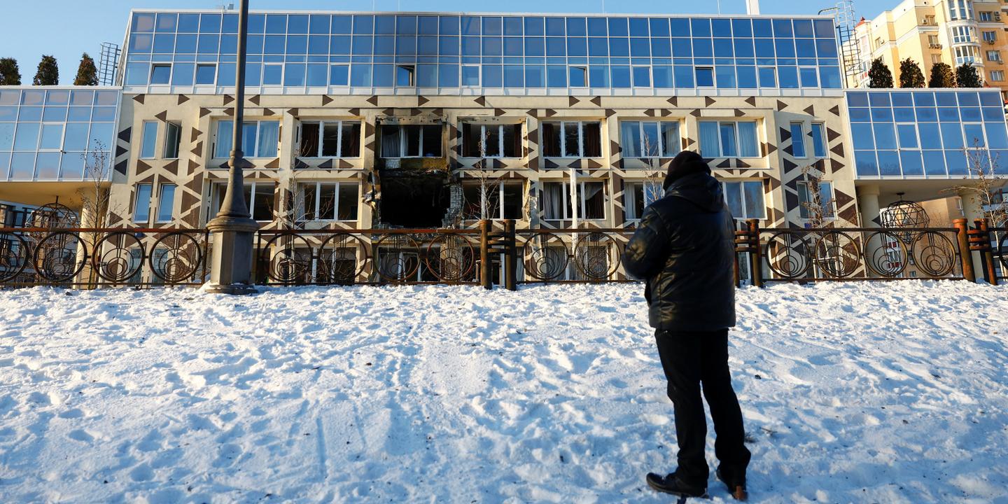 EN DIRECT, guerre en Ukraine : nouvelles attaques russes de Kiev et Kherson, des hôpitaux et des infrastructures énergétiques touchés