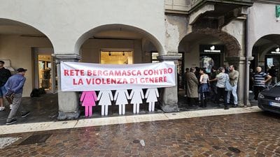Nel 2025 oltre mille chiamate ai centri antiviolenza. Giovedì il presidio in centro