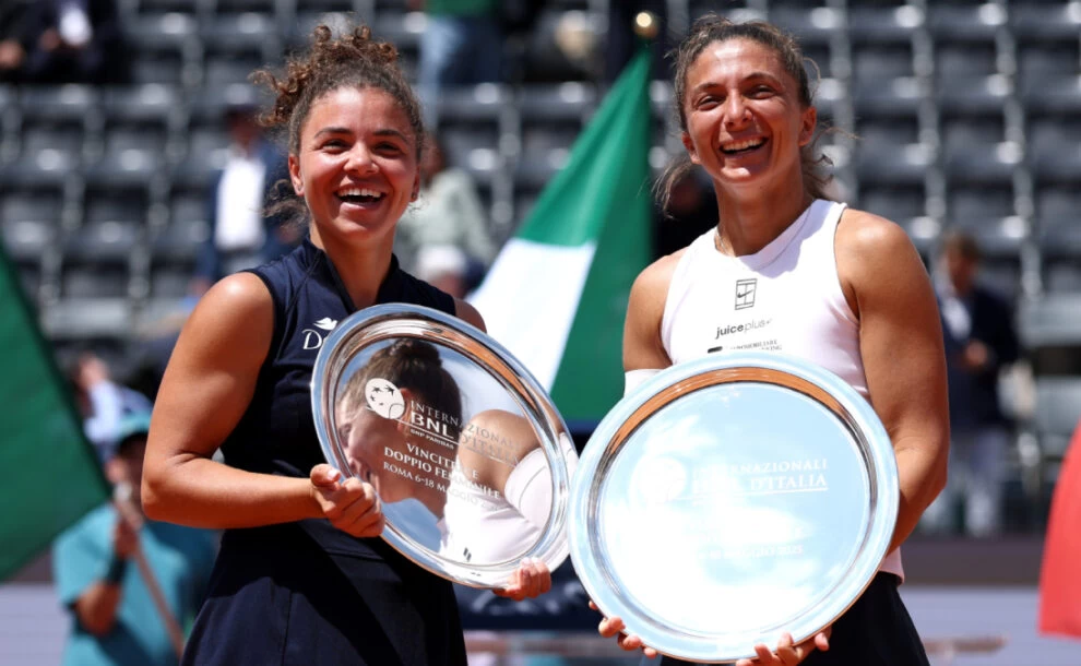 La tennista, nata a Castelnuovo di Garfagnana (Lucca) il 4 gennaio 1996, è un mix di tempra, talento e leggerezza