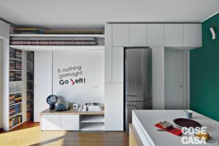 parete attrezzata con porte integrate