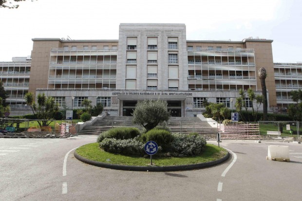 Bimbo trapiantato, due medici dell’ospedale Monaldi interdetti per dodici e sette mesi