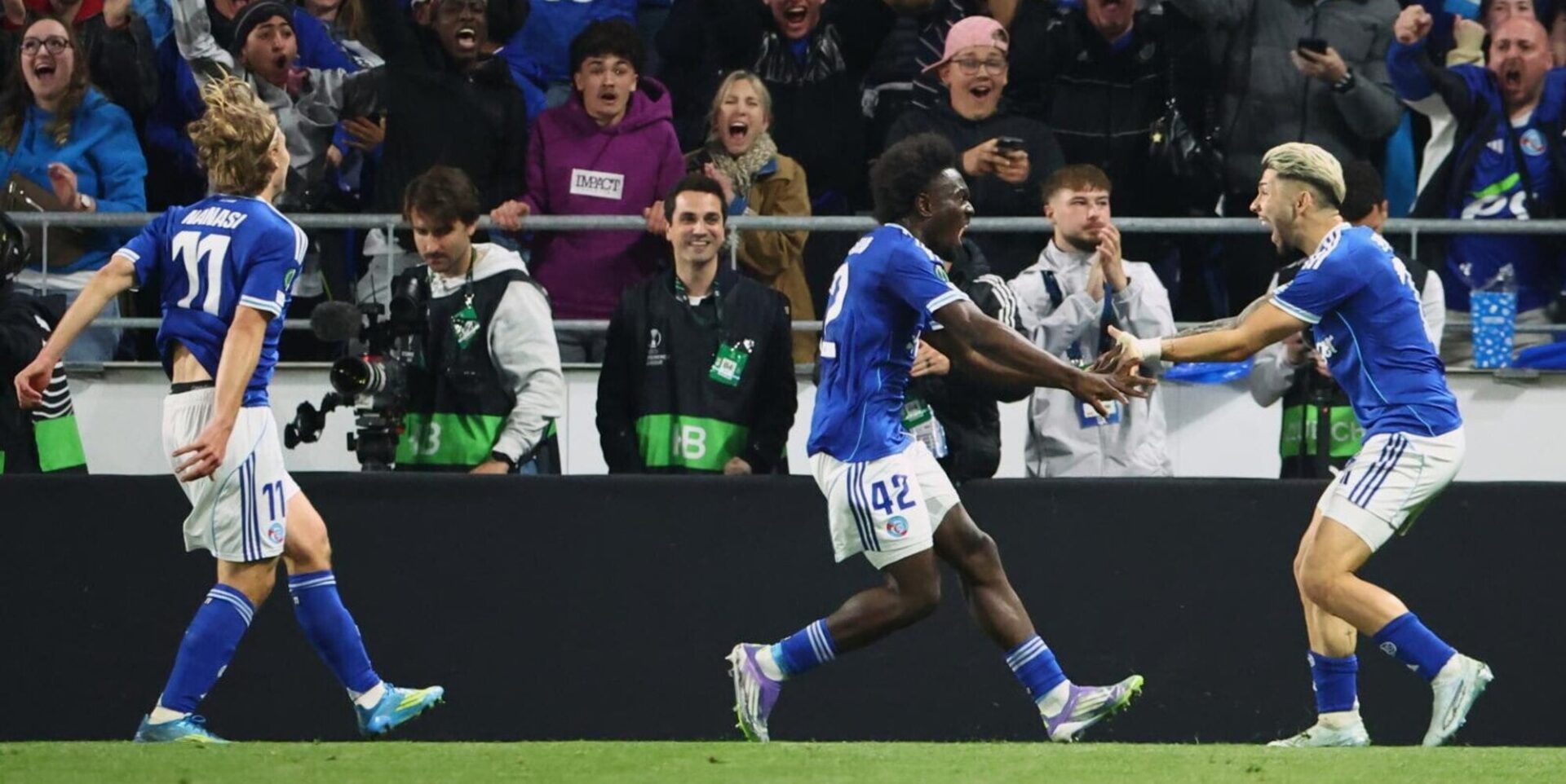 Conference League, Strasburgo da urlo, Rayo Vallecano avanti col brivido. Lo Shakhtar c’è