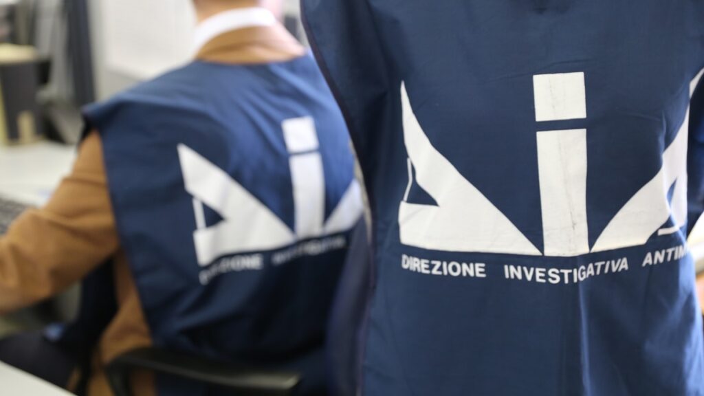 Traffico di migranti tra Tunisia e Italia: 10 arresti per associazione a delinquere transnazionale