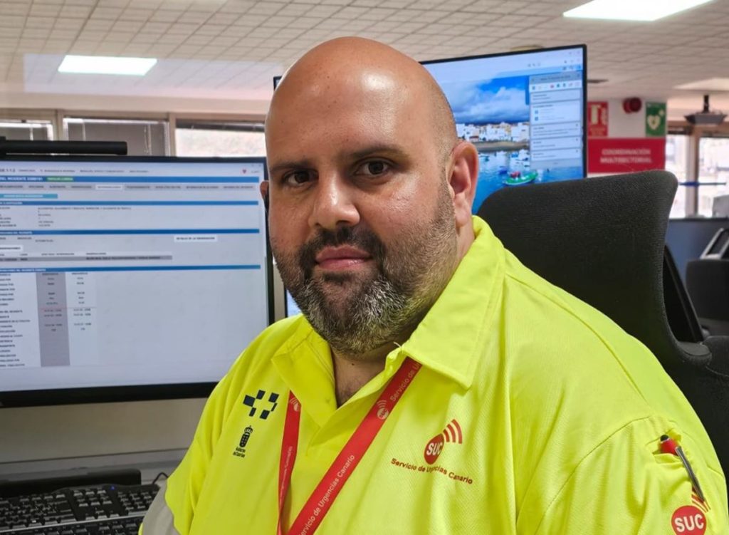No respiraba ni lloraba: la llamada que salvó a un bebé que acababa de nacer en un coche en Canarias