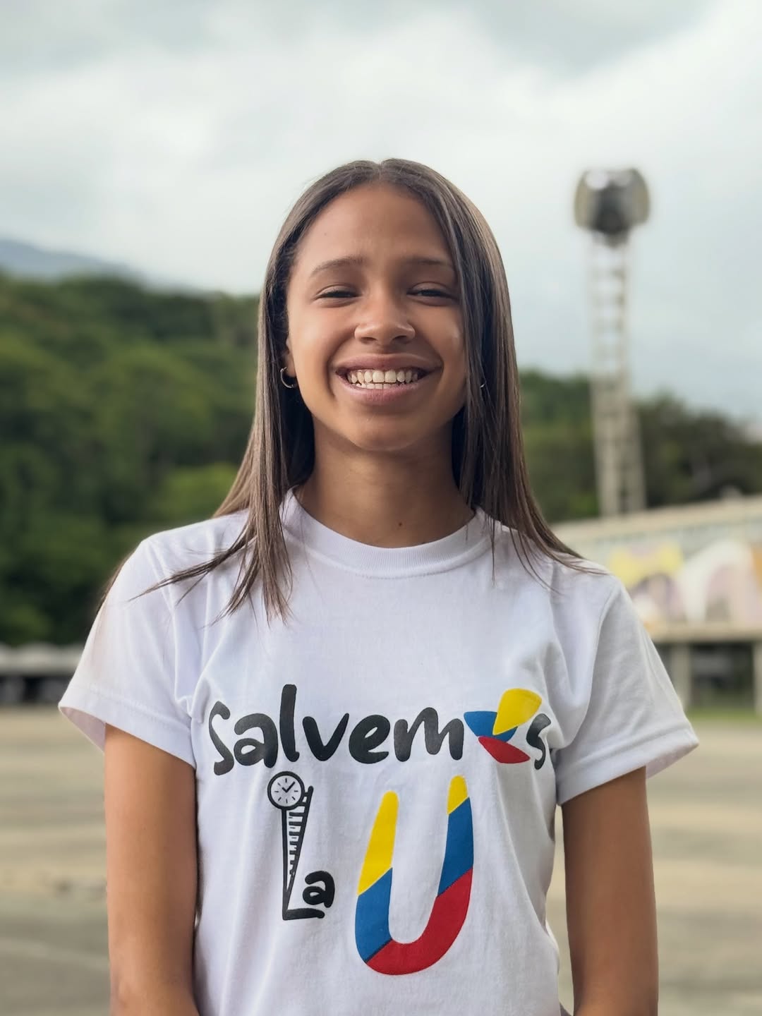 Rosa Cucunubá y Octavio González oficializan candidatura para dirigir la FCU de la UCV
