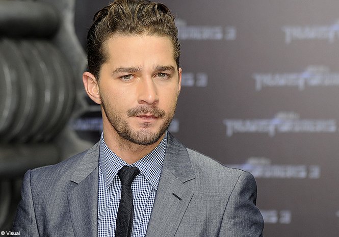 New Orleans, Shia LaBeouf condannato per rissa: ha aggredito tre persone urlando insulti omofobi