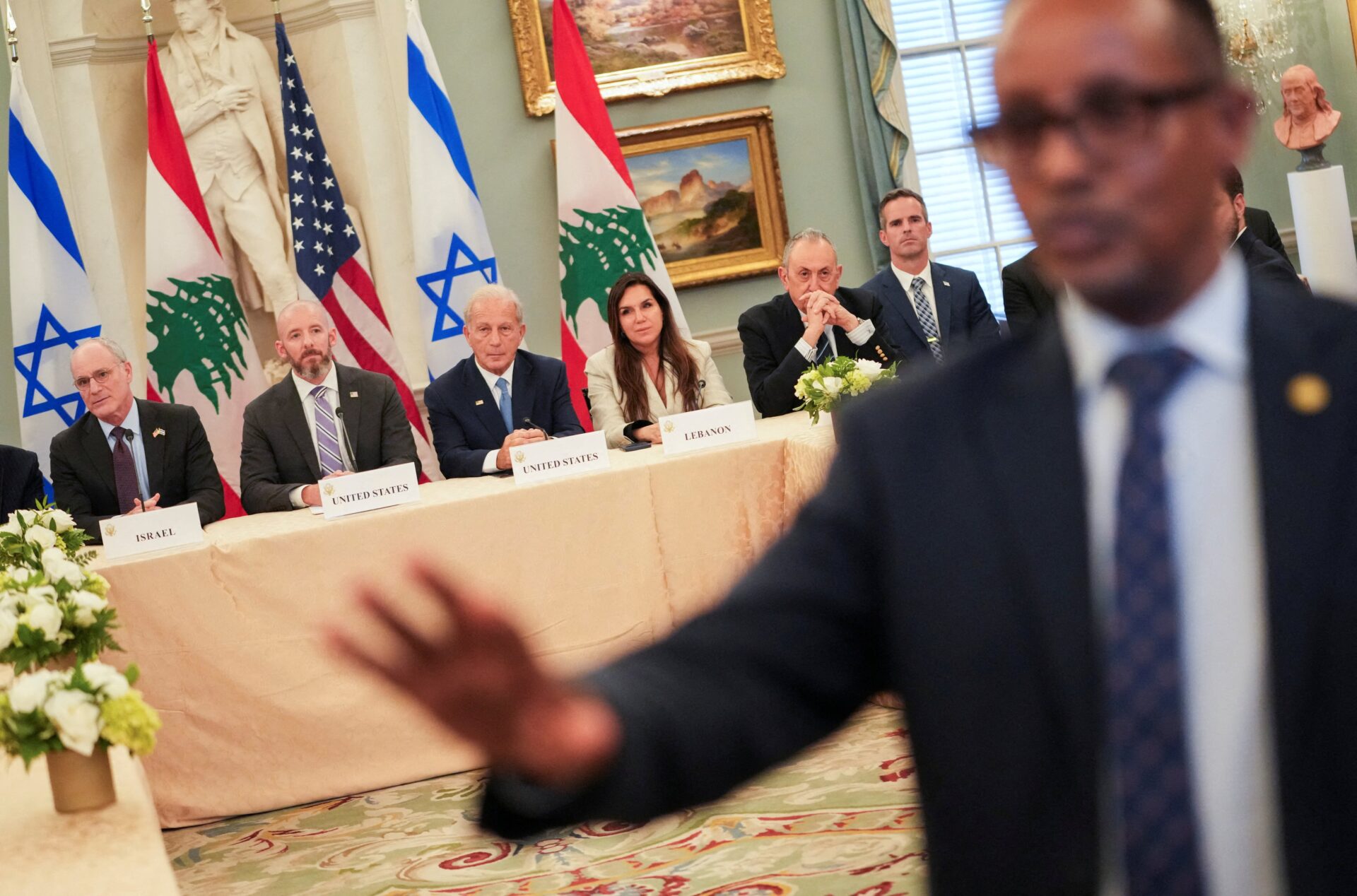 La guerra de Estados Unidos e Israel contra Irán, en directo | Israel prosigue los bombardeos en Líbano pese a la renovación del alto el fuego: “Tenemos libertad de acción”