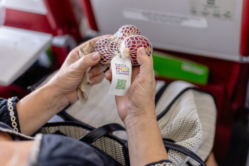 Binter sorprende a sus pasajeros con un nuevo producto local canario que “dará frescura” a bordo
